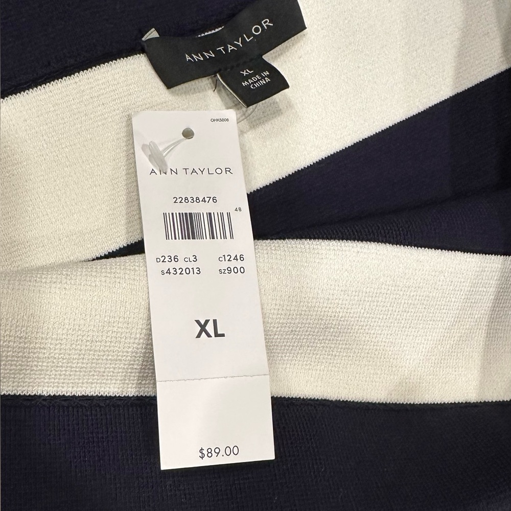 NWT Ann Taylor Knit Navy & Cream Striped Pull-on Skirt - Picture 7 of 13